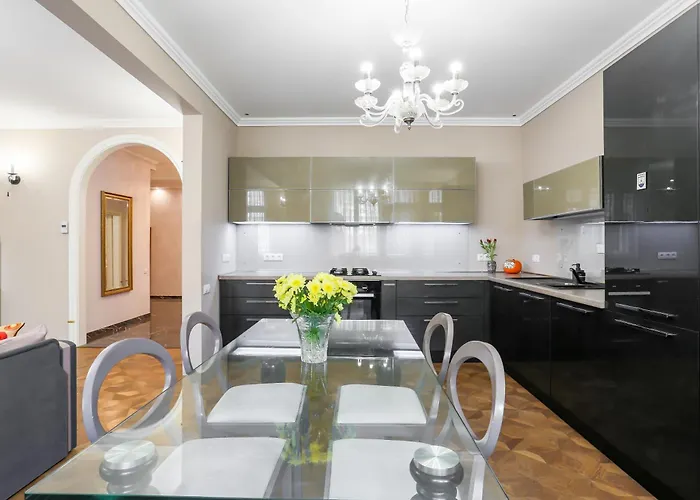 Academia Apartment