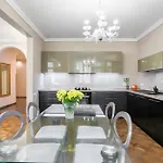 Academia Apartament